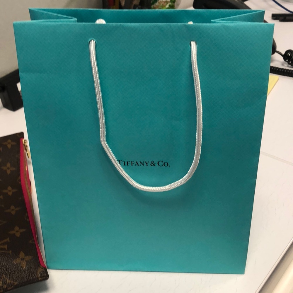 Tiffany shopping bag